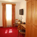 ゲストハウス Schweiger's Landgasthof Wartenberg