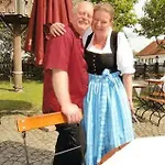 ゲストハウス Schweiger's Landgasthof Wartenberg